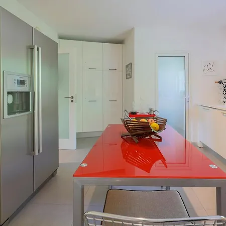 Cidadela - Luxury With Pool